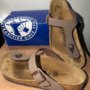 Birkenstock Tan Thong Sandals